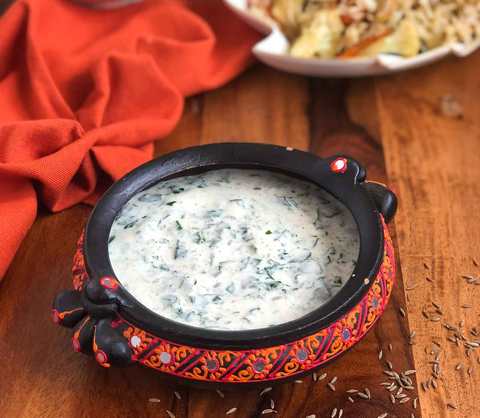 Recette de Methi Raita Garlic Recette Indienne Traditionnelle