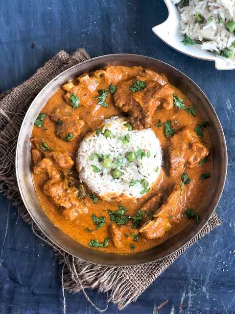 Recette d'oignon rôti à l'oignon - Curry de Mutton avec oignon rôti et épices Recette Indienne Traditionnelle