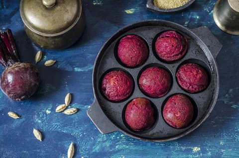 Recette de paniyaram de millet de beetroot Recette Indienne Traditionnelle