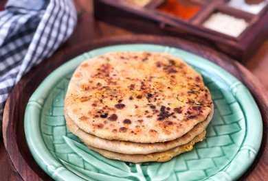 Recette de paratha de keema de poulet - pain plat de poulet haché Recette Indienne Traditionnelle