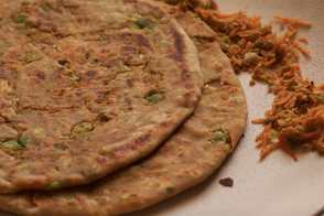 Recette de paratha de la paratha de la carotte Mataire Recette Indienne Traditionnelle