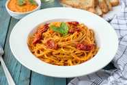 Recette de pâtes Spaghettis de Spaghetti Tomates Remesto et rôties Recette Indienne Traditionnelle