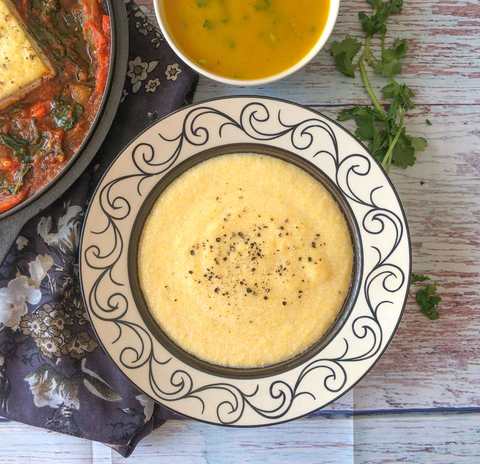Recette de polenta crémeux – bouillie de semoule de maïs Savory Recette Indienne Traditionnelle