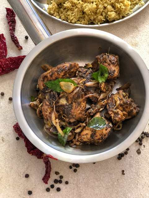 Recette de poulet au poivre épicé Recette Indienne Traditionnelle