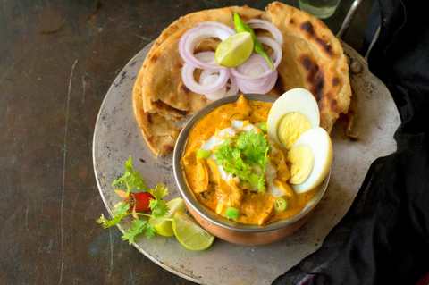 Recette de poulet Bharta – Masala au poulet de style Dhaba Recette Indienne Traditionnelle