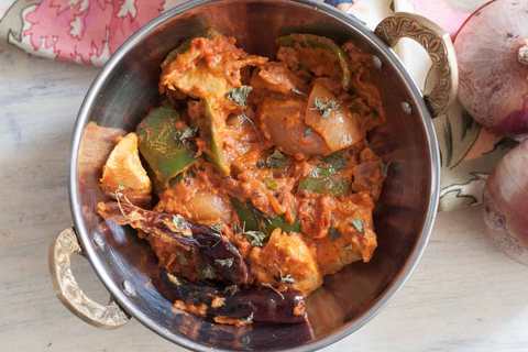 Recette de poulet Kadai – Poulet cuit à l’oignon et au capsicum Recette Indienne Traditionnelle