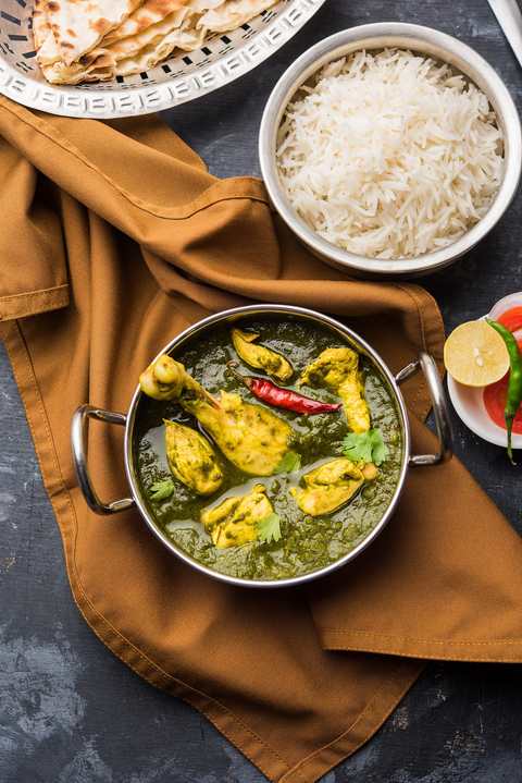 Recette de poulet Saagwala – Curry Pulak Poulet Recette Indienne Traditionnelle