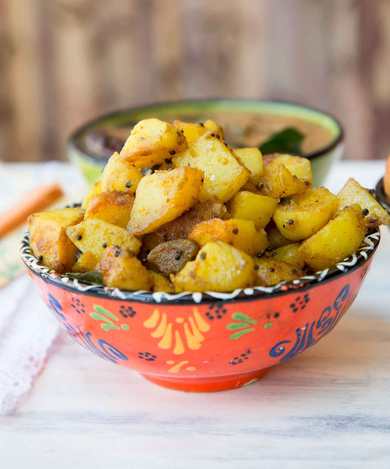 Recette rôti de pommes de terre épicées Recette Indienne Traditionnelle