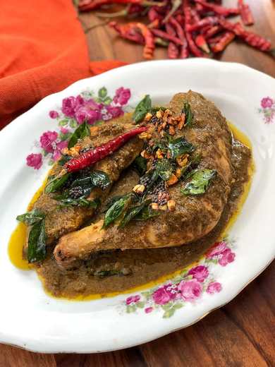 Recette de rôti de poulet de style Chettinad Recette Indienne Traditionnelle