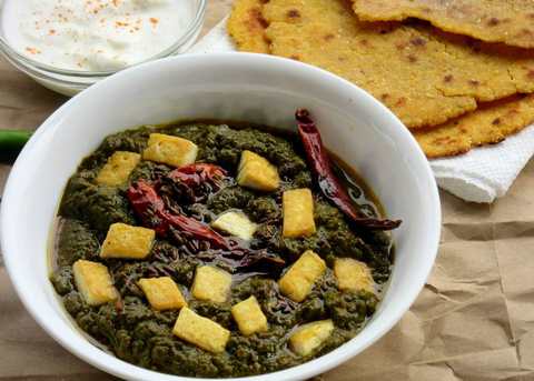 Recette Saag Tofu (Tofu mijotant dans des feuilles de moutarde et d’épinards épicées) Recette Indienne Traditionnelle