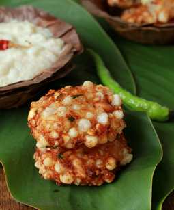 Recette de Sabudana Vada – Pays de Sago frit Deep Frit / Côtelettes Recette Indienne Traditionnelle