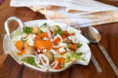Recette de salade de légumes et d'avoine grillée avec du fromage Feta Recette Indienne Traditionnelle