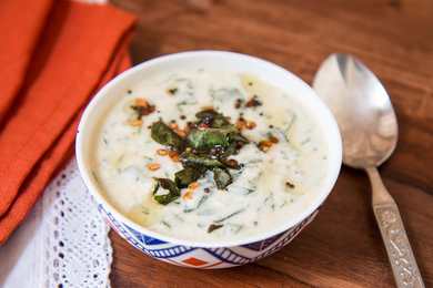 Recette de salade de yogourt d’épinards – recette de Raita d’épinards Recette Indienne Traditionnelle