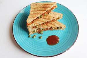 Recette de sandwich de la carotte et des poises de Masala Recette Indienne Traditionnelle