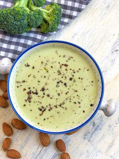 Recette de soupe aux amandes de brocoli - Perte de poids en bonne santé Recette Indienne Traditionnelle