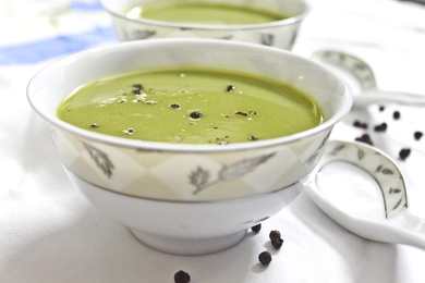 Recette de soupe de brocoli clair et crémeuse Recette Indienne Traditionnelle