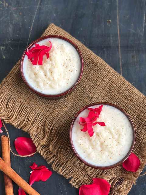 Recette SUTLAC – Pudding riz turc infusé rose Recette Indienne Traditionnelle