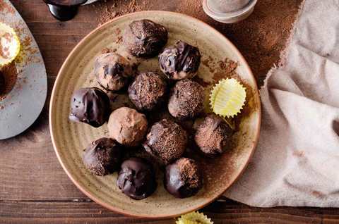 Recette de truffes au chocolat décadent Recette Indienne Traditionnelle