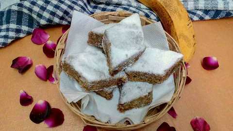 Recette UPAR Ghee Laddu - Farine de blé entier et carrés de bananes Recette Indienne Traditionnelle