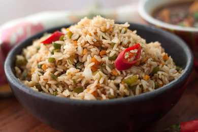 Riz frit végétarien Szechuan Recette Indienne Traditionnelle