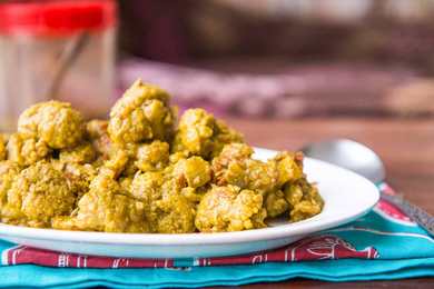 Saunf Wali Hari Gobi Sabzi Recette – Chou-fleur épicé avec fenouil et chutney vert Recette Indienne Traditionnelle