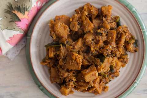 Style himachal khatta jimikand recette - tangy épicé Yam Recette Indienne Traditionnelle