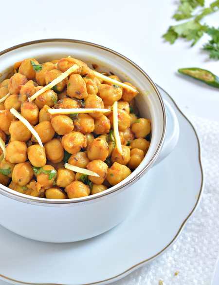 Sukhe Chole Recette - Pois chiches de masala sèches Recette Indienne Traditionnelle