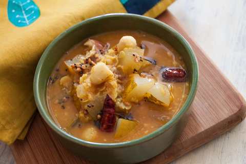 Tamil Nadu Style Pala Kottai Sambar Recette - Mangalore Cucumber & Jackfruit Seed Sambar Recette Indienne Traditionnelle