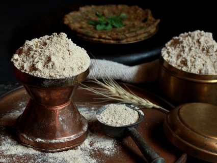 Thalipeth Bhajani Recette – Mélange de farine multigrain multigraïssie Recette Indienne Traditionnelle