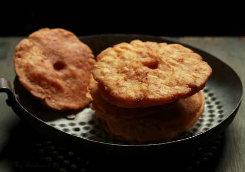 THENGA VADA Recette (fritters de noix de coco épicées) Recette Indienne Traditionnelle