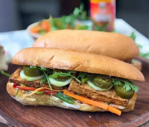 Tofu Banh Mi Recette – Sandwich à tofu grillé vietnamien Recette Indienne Traditionnelle