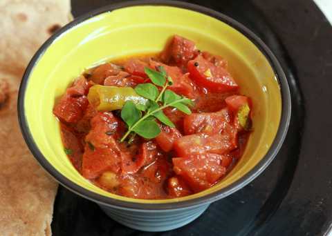 Tomato Goju (recette de curry de tomate de style sud de style indien) Recette Indienne Traditionnelle