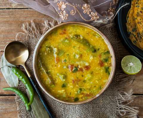 Turai Moong Dal Recette – Turia Mag Ni Dal Recette Indienne Traditionnelle