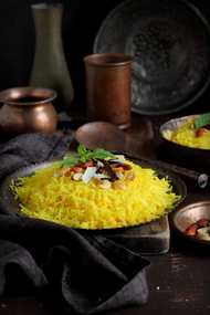 Zarda PulAV Recette (riz aromatisé aux écrous et au safran) Recette Indienne Traditionnelle